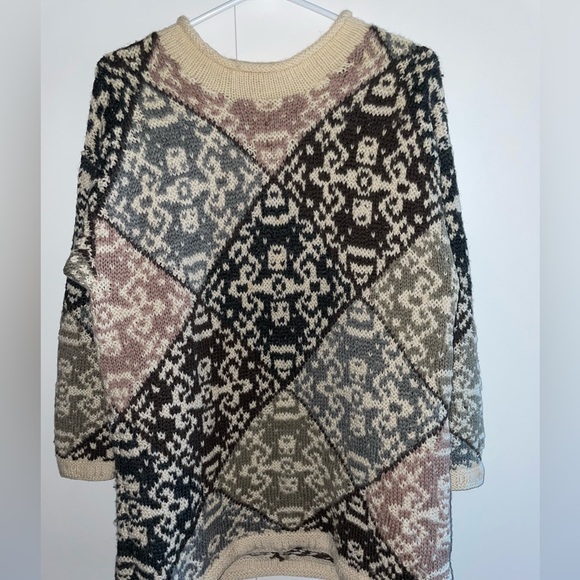Vintage knit patterned sweater, size M - Picture 3 of 6